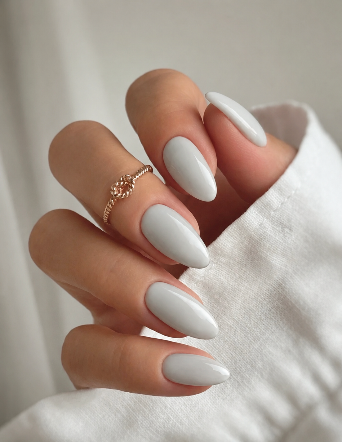 PEARL WHITE